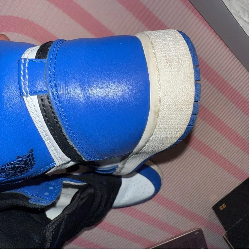Air Jordan 1 Mid Game Royal